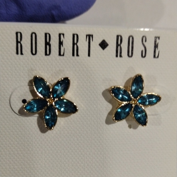 Robert Rose Gold tone Blue Flower Design Stud Earrings - Women's Fashion Jewelry - Picture 6 of 8